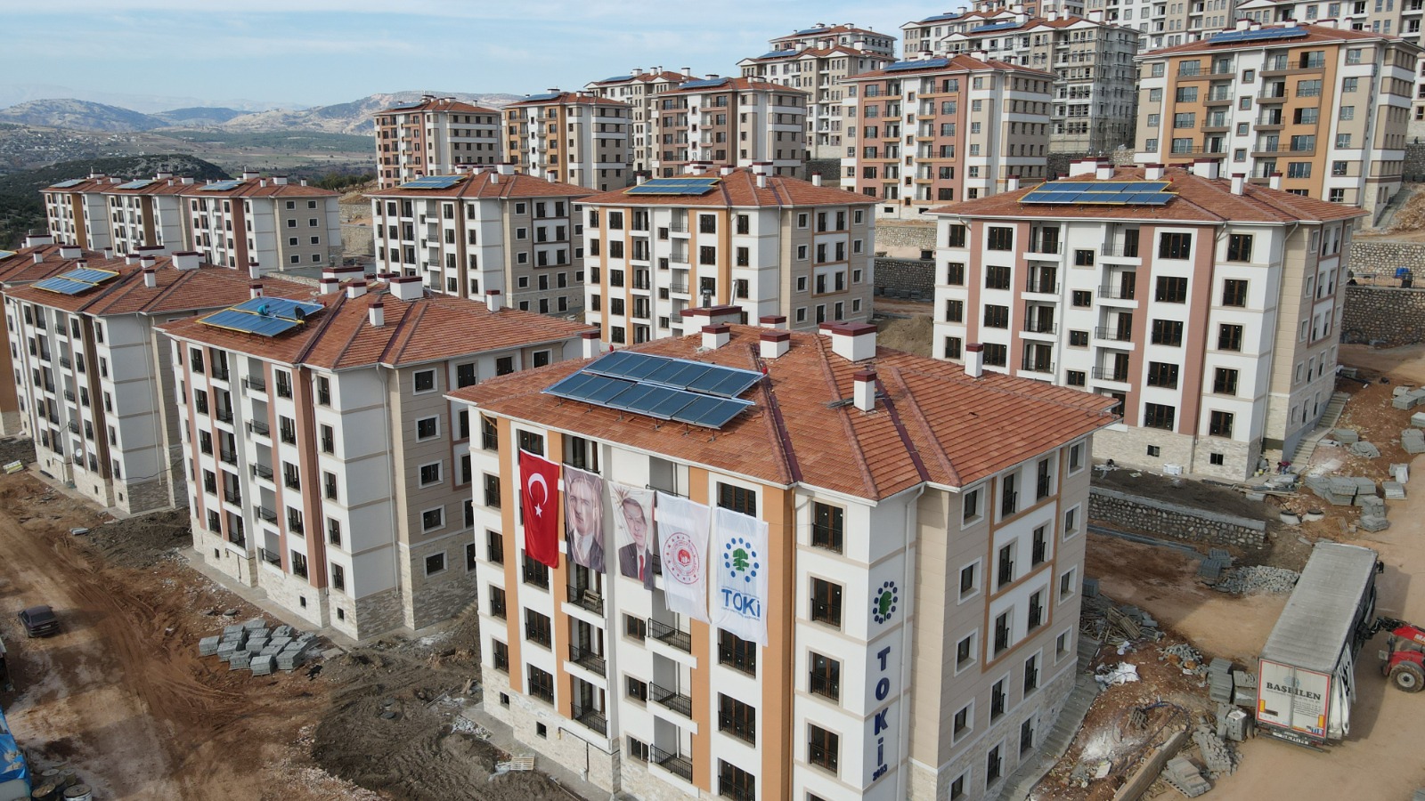 840 kalıcı konutun teslimini Başkan Erdoğan yapacak! Depremin merkez üssü Pazarcık yeniden ayağa kalktı