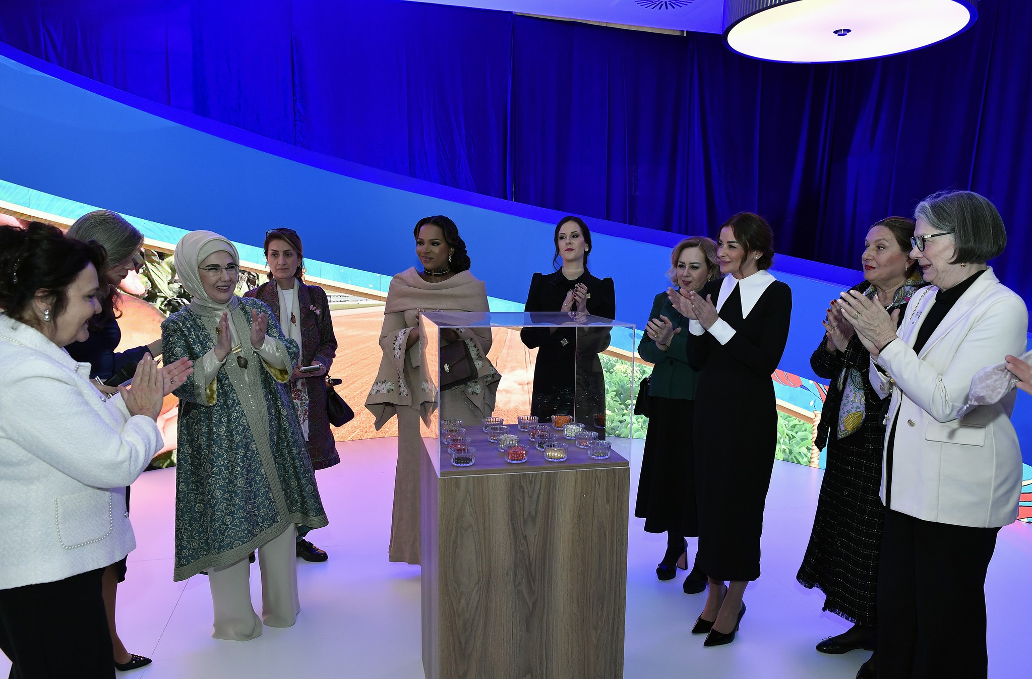 Antalya Diplomasi Forumu’nda kadın, barış ve güvenlik paneli: Emine Erdoğan’a övgü dolu sözler!