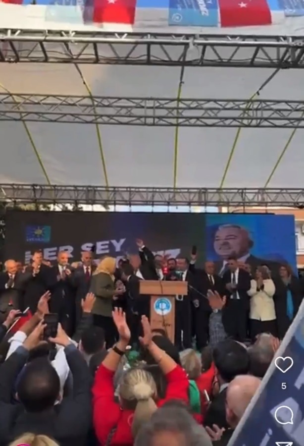 İYİ Parti’de Antalya krizi: Konuşmasına izin verilmeyen Nesrin Ünal açılışı terk etti!