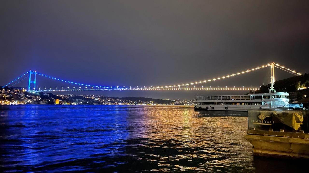 Мост Ататюрка В Стамбуле Фото