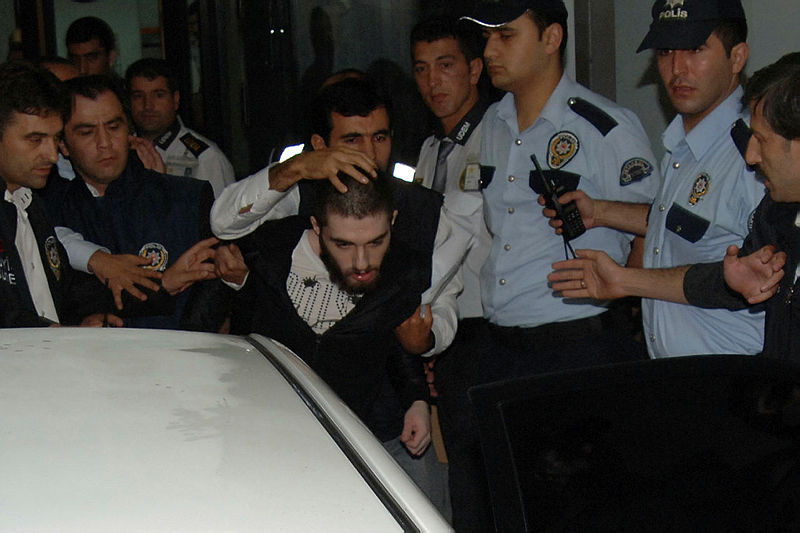 İşte Cem Garipoğlu’nun son saatleri! SABAH hapishanedeki görüntülerine ulaştı: Koridorda son volta