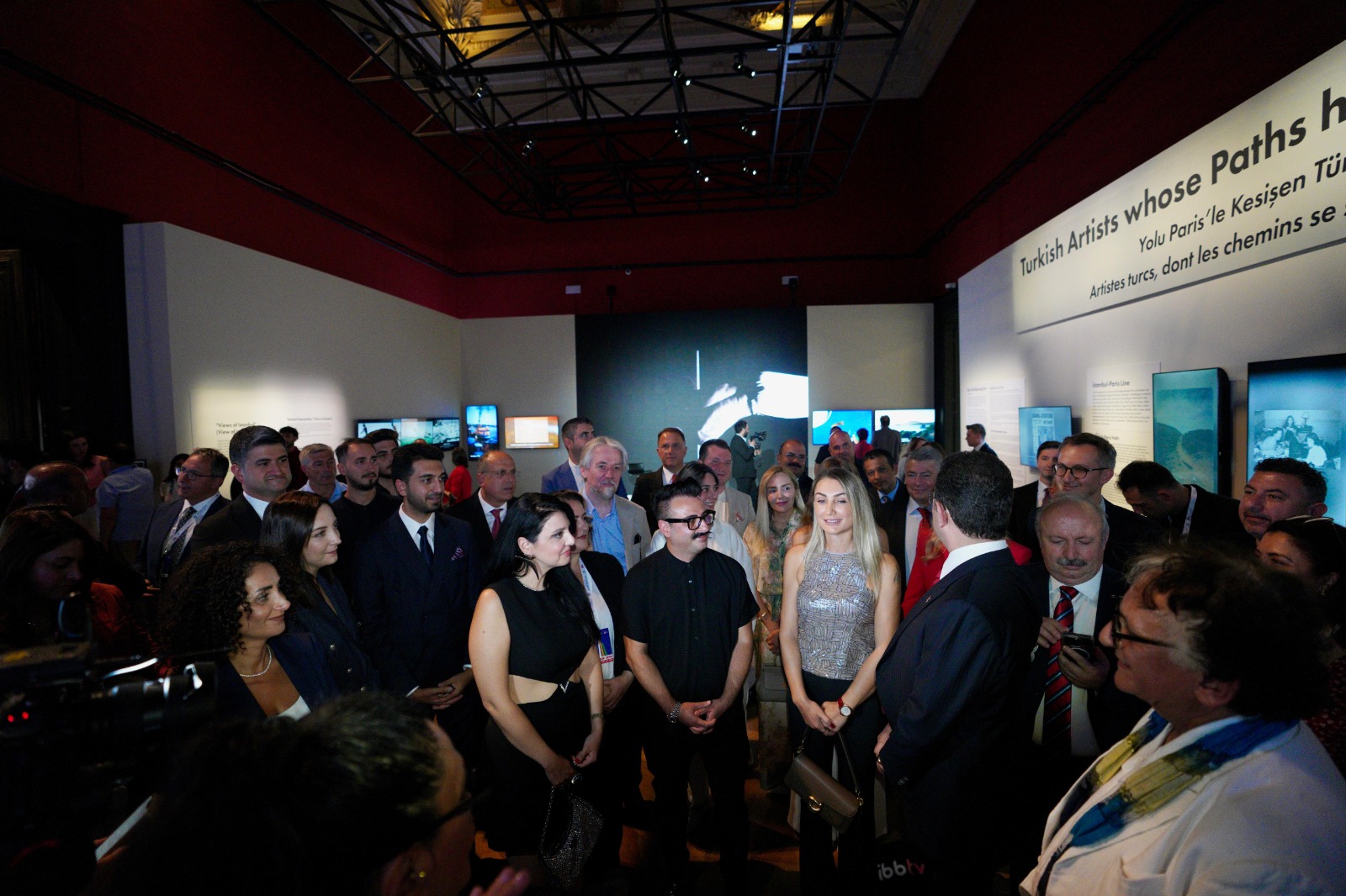 İstanbullular dertte İmamoğlu CHP’lilerle after partide: 7 günlük kirası 250 bin euro! Tüm masraflar İBB bütçesinden