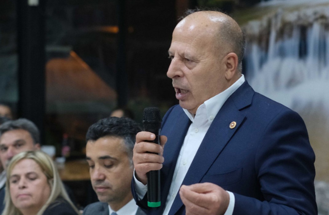 CHP’de akraba saltanatı! Başkan işçileri çıkarıp yeğenlerini aldı