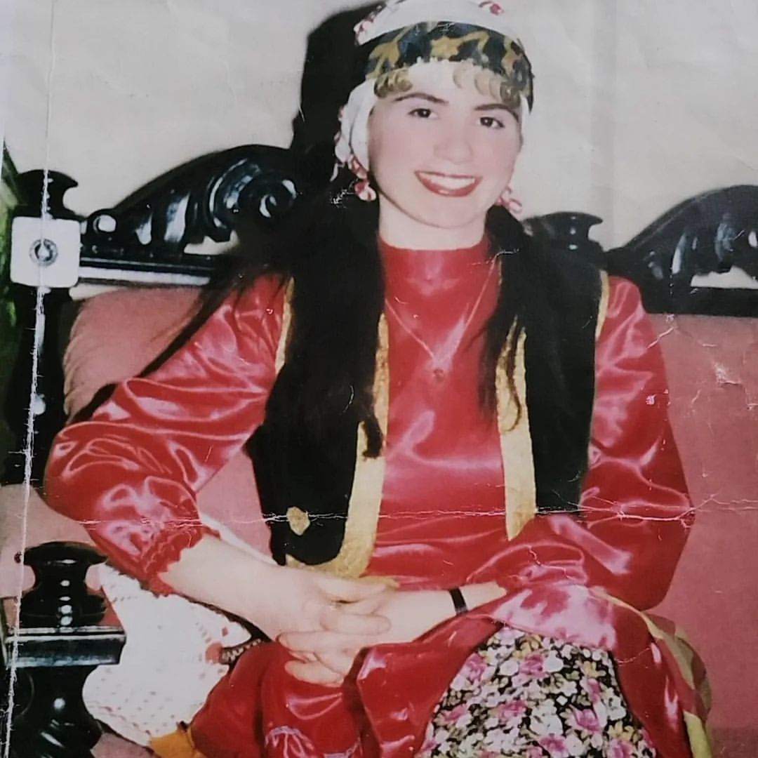 'Koçari' şarkısıyla gönüllere taht kurmuştu! İşte Hülya Polat’ın 2+1 mütevazı evi!