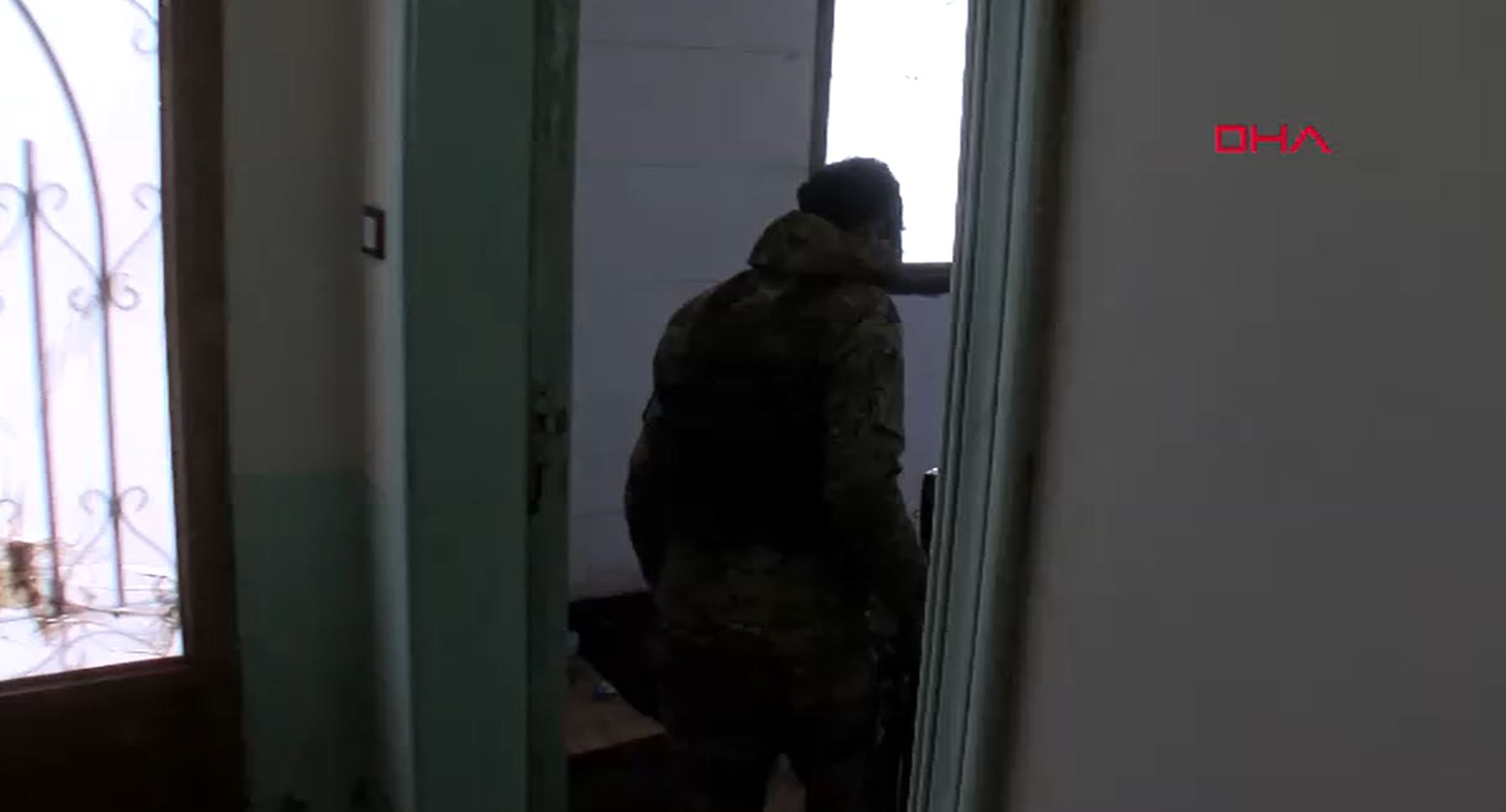 Tel Rıfat ve Münbiç’i köstebek yuvasına çevirmişler: Teröristlerin bir alçaklığı daha ortaya çıktı