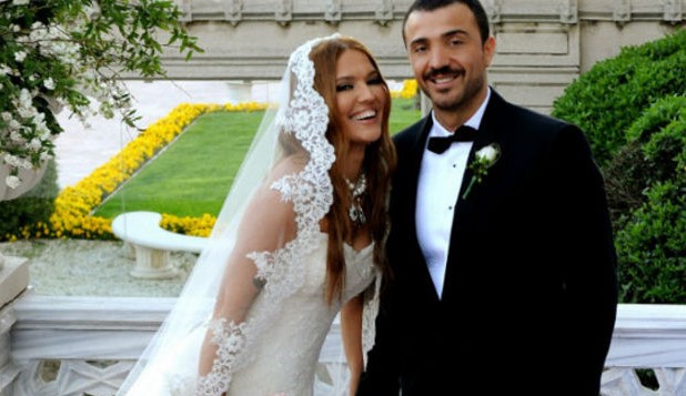 "Rabbim bizi ayırana kadar..." Demet Akalın'dan hayat arkadaşı Okan Kurta'a romantik doğum günü kutlaması!