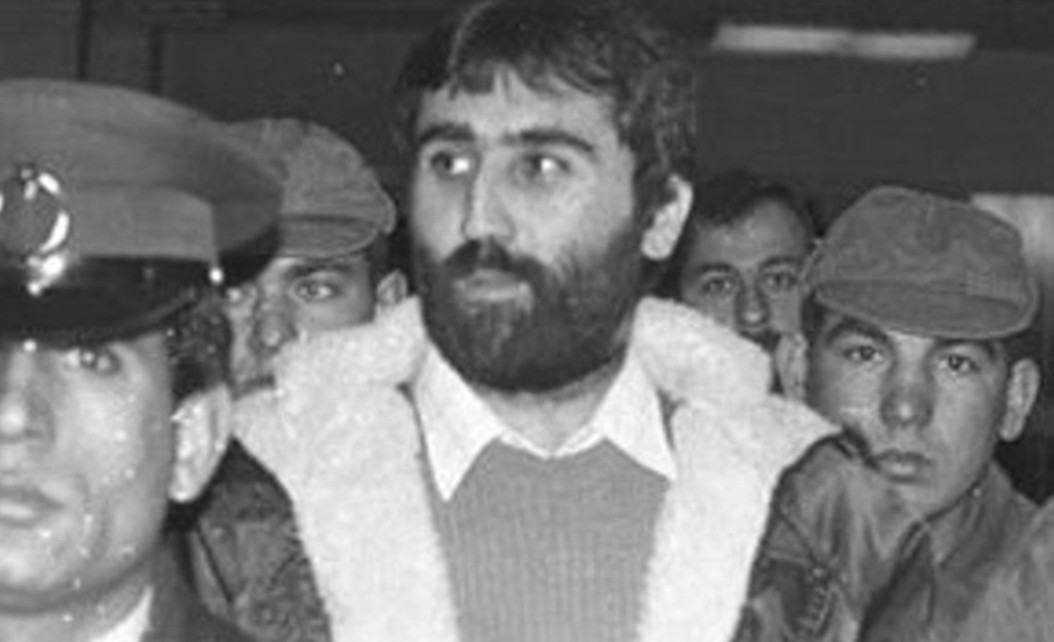 CHP genel başkanı Özgür Özel’e yapılan saldırı provokasyonunun arkasında kimler var?