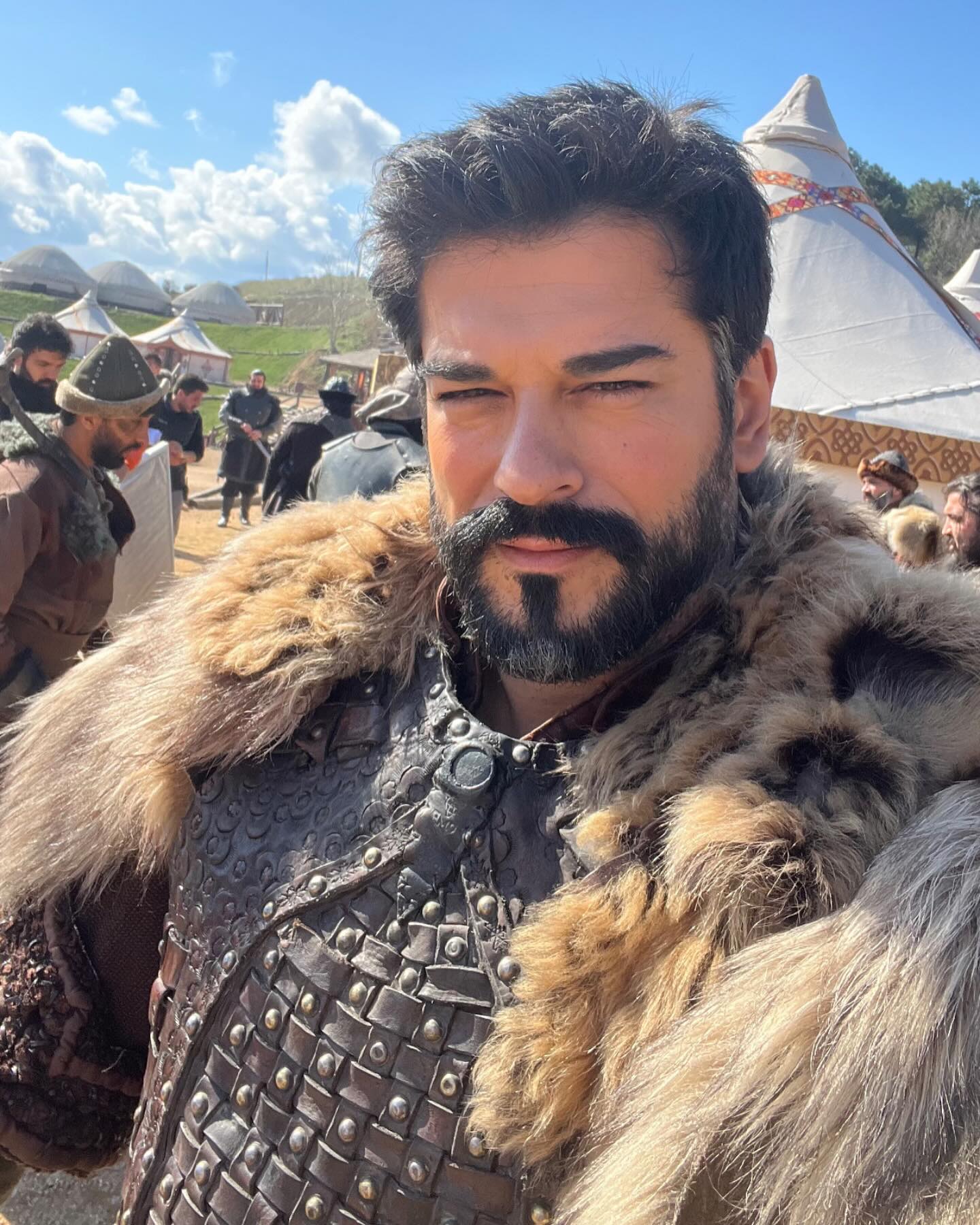 Fahriye Evcen oğlu Kerem'i paylaştı sosyal medya yıkıldı! "Parlayan yıldızım"