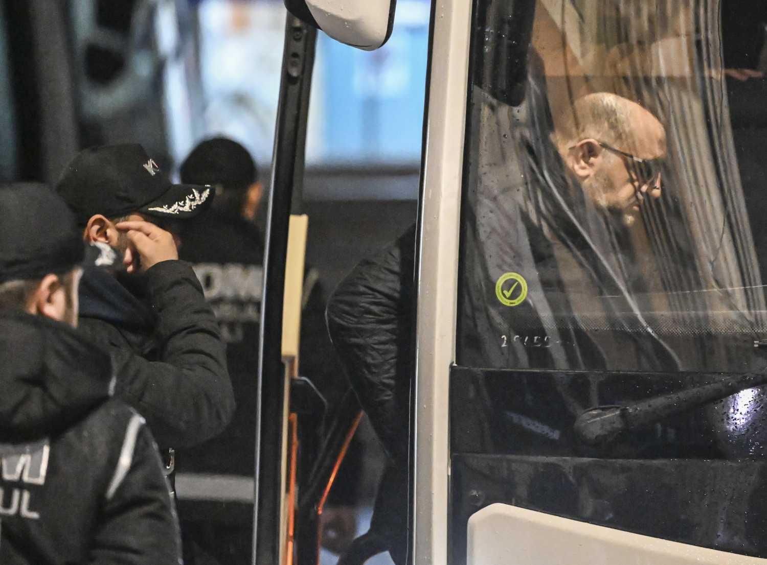 SON DAKİKA | Aziz İhsan Aktaş rüşvet çarkını tek tek belgeledi! Yolsuzluktan CHP Genel Başkan yardımcısı Burhanettin Bulut çıktı