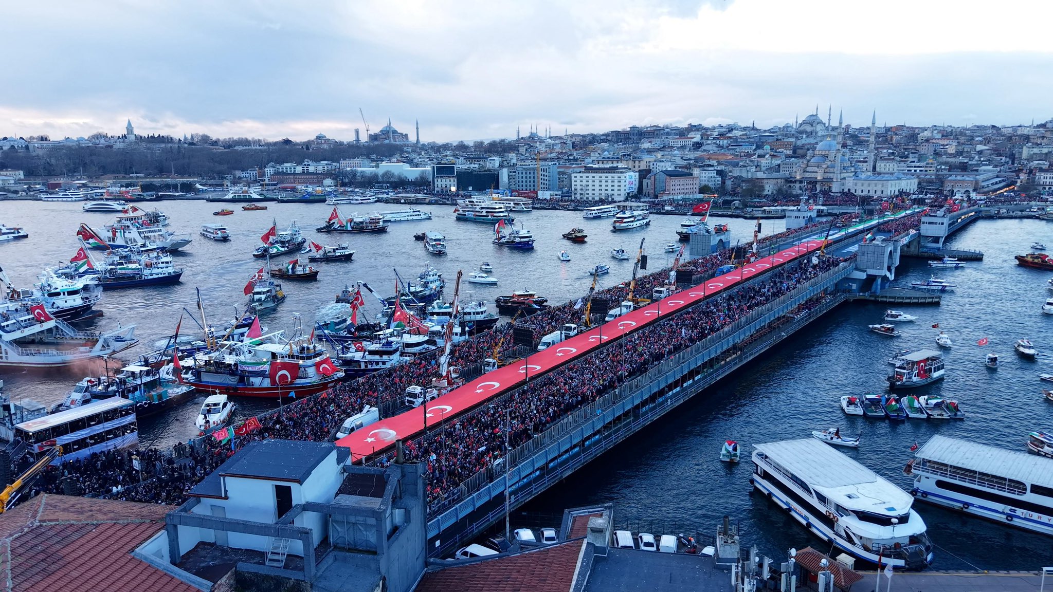 SON DAKİKA… Yüz binler Filistin için tek yürek! İstanbul’da Gazze kıyamı: Tarihi görüntüler…