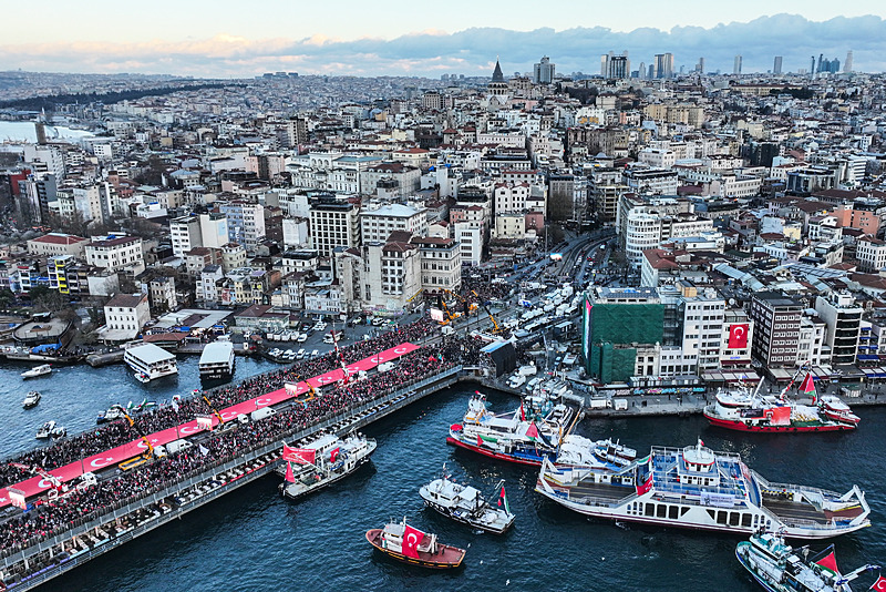 SON DAKİKA… Yüz binler Filistin için tek yürek! İstanbul’da Gazze kıyamı: Tarihi görüntüler…