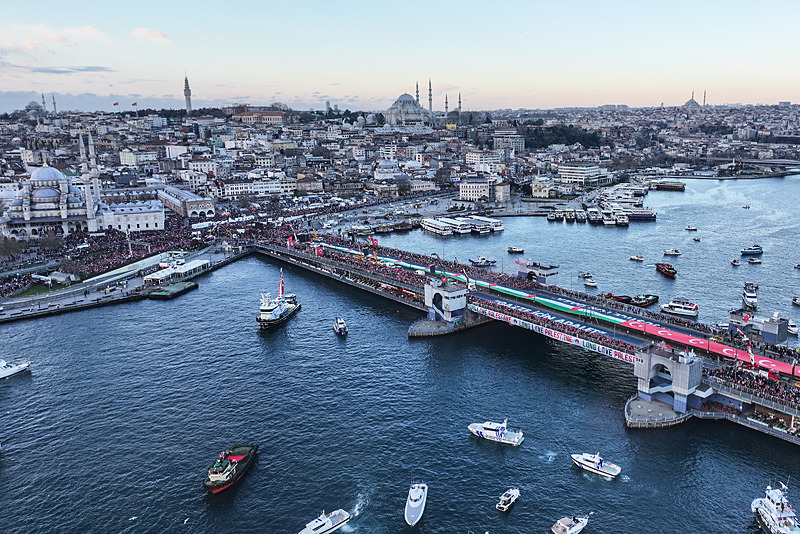 SON DAKİKA… Yüz binler Filistin için tek yürek! İstanbul’da Gazze kıyamı: Tarihi görüntüler…