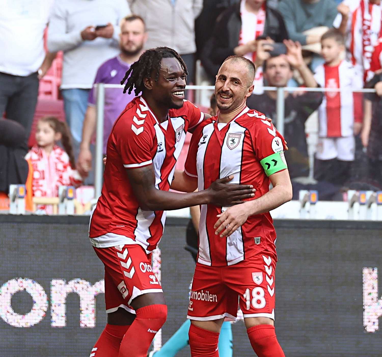 Dünyanın en hızlı 15 futbolcusu belli oldu! Listede Süper Lig’den hangi eski yıldız var?