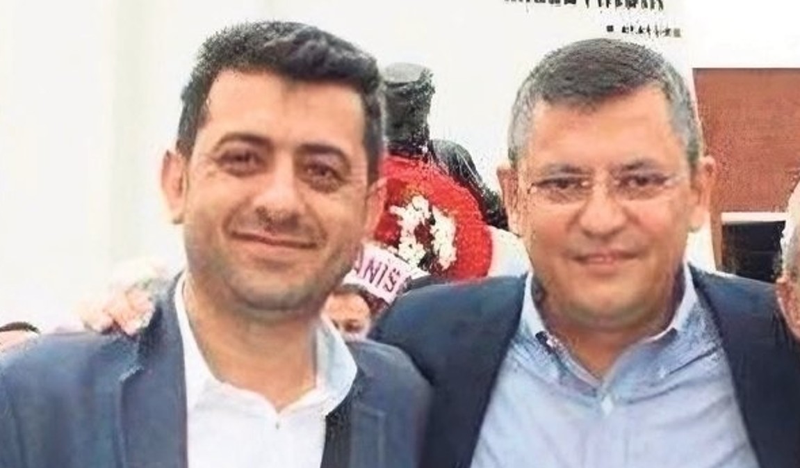 SON DAKİKA | FETÖ talimat verdi Özgür Özel siyasette yükseldi! İsmi örgütün siyasete ehil kişiler listesinde çıktı