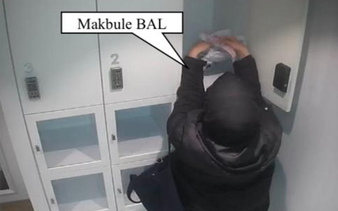 SON DAKİKA | Gezi maskeli FETÖ kampı! AVM emanet dolaplarında gizli para trafiği