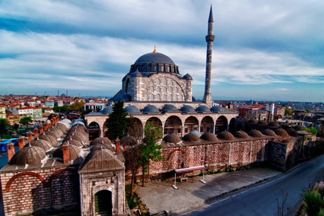 Herkes Çamlıca sanıyordu ama listede yok: İstanbul’un efsanevi 7 tepesi aslında tek bir ilçede saklı...