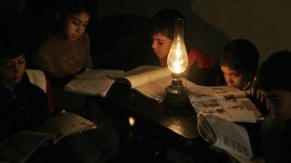 İsrail’in elektrik silahı Gazze’yi vuruyor