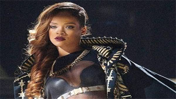 Rihanna İstanbul'u Salladı