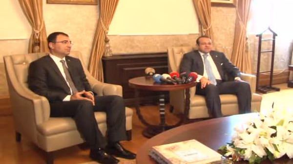 Bağış, İzmir Valisi Mustafa Toprak ile görüştü