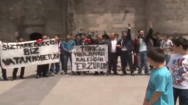 Erzurum'da polise destek eylemi