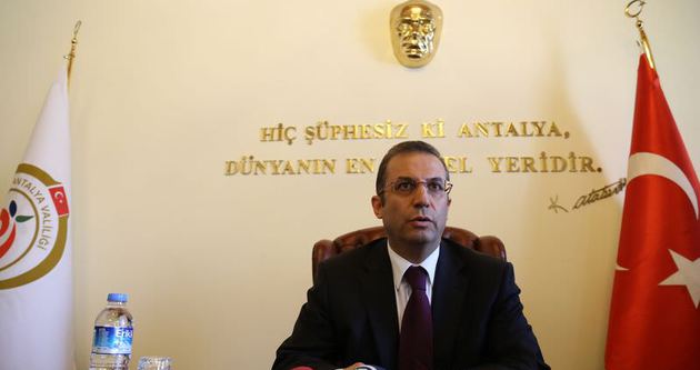 Antalya Valisi Türker, görevine başladı