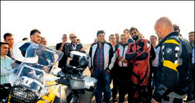 Akhisar’da güvenli motosiklet kursu