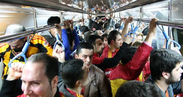 Galatasaray taraftarına metro uyarısı