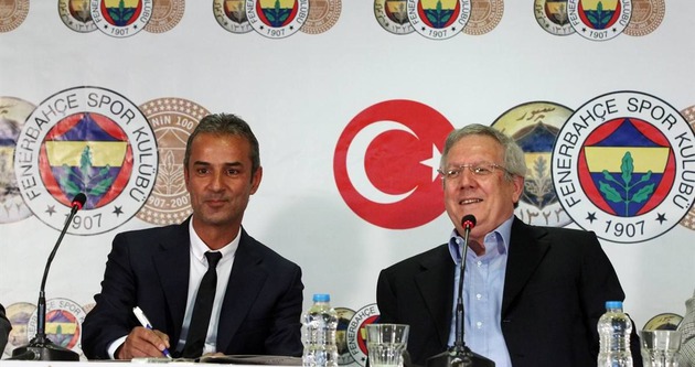 Aziz Yıldırım: Galatasaray kim ki...
