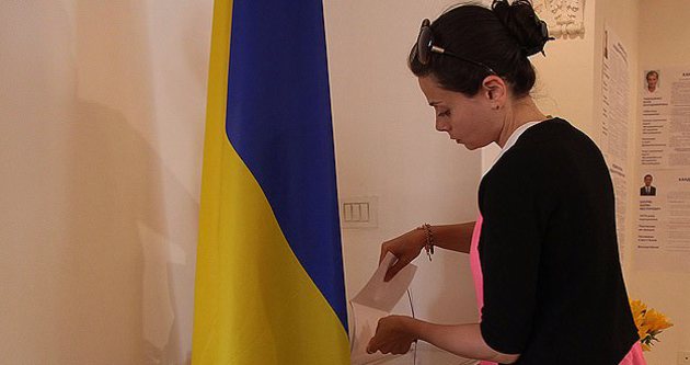 Ukrayna’da halk yarın sandık başına gidiyor