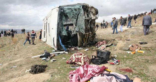 Afyonkarahisar’daki kazada ölenlerin sayısı 9’a yükseldi