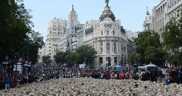 Madrid’de 2 bin koyun şehre indi