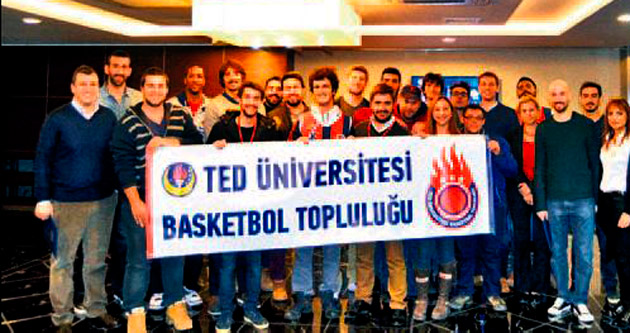 Rönesans TED Ankara Kolejliler üniversiteli öğrencilerle buluştu