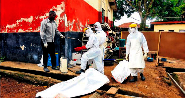 Eboladan ölen 5 bin kişiyi gizlice gömdüler