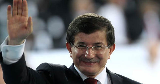 Başbakan Davutoğlu Bahçelievler’de konuştu