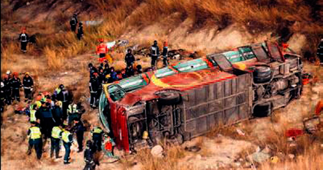 İspanya’da otobüs faciası: 14 ölü