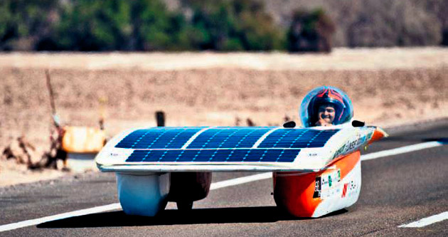 Güneş enerjili araçlar rallisi