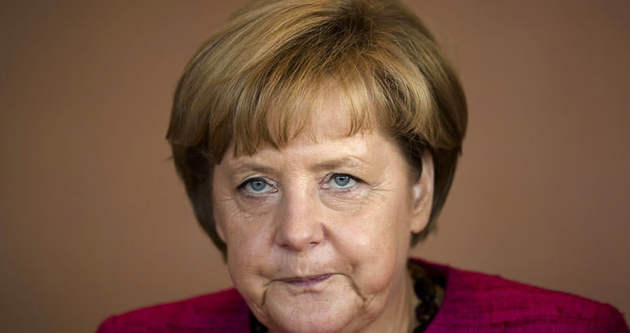 Angela Merkel özür diledi