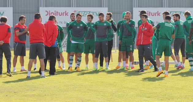 Bursaspor’un kapısı antrenmana açıldı
