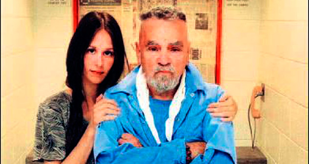 Seri katil Charles Manson ’ziyaretçi’siyle evleniyor