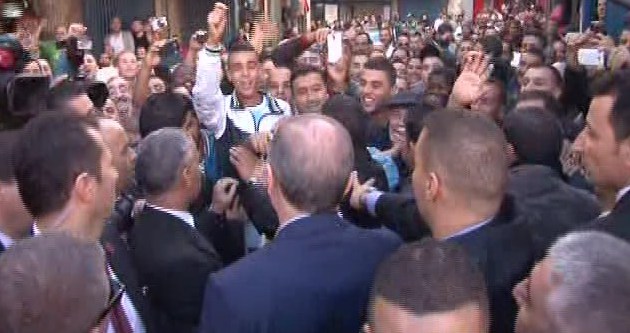 Cezayirlilerden Erdoğan’a tezahürat!
