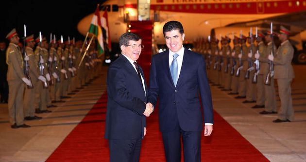 Davutoğlu’na Barzani’den sıcak karşılama