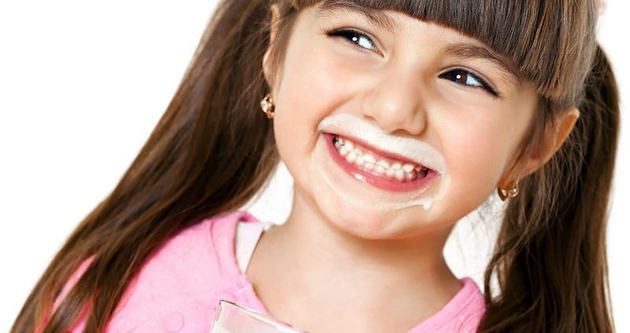 Çocukların süt dişlerini ihmal etmeyin!