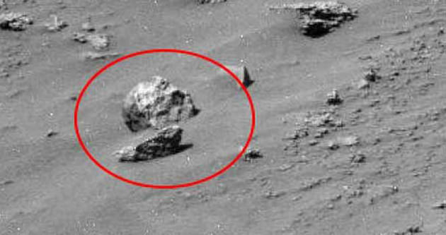 Mars’ta insan kafatası mı bulundu?