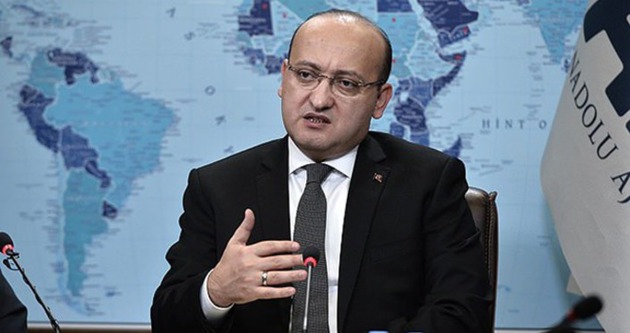 Akdoğan:Tren rayına oturdu