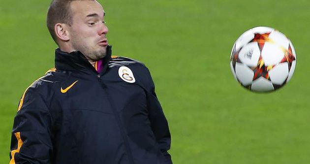 Galatasaray’da son dakika Sneijder gelişmesi