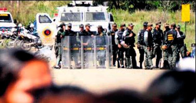 Açlık grevinde 21 mahkûm öldü