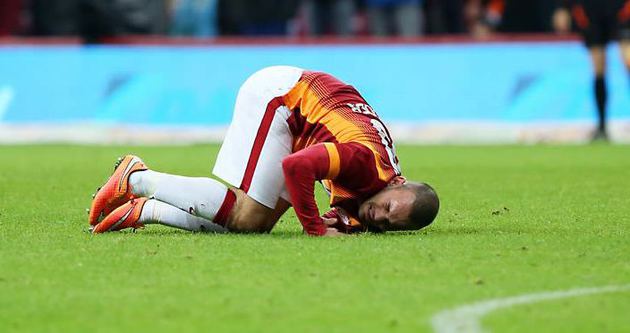 Hamza Hamzaoğlu’dan Sneijder’e olay sözler