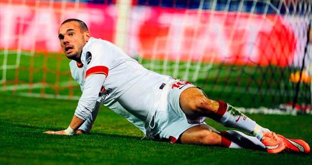 Sneijder zoru başardı!