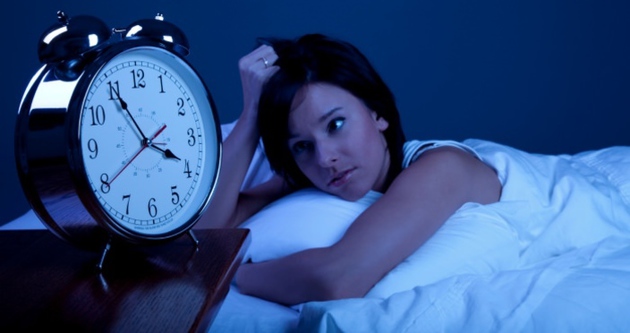 Kadınlar erkeklerden daha fazla uyku sorunu yaşıyor