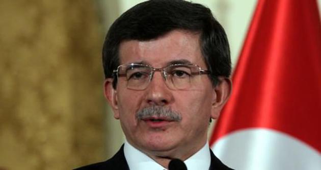 Davutoğlu’ndan Sev Ortaokulu’na ziyaret